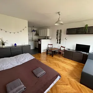  Apartament Uroczy Apartament Blisko Centrum Polska